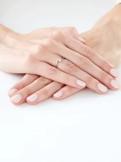 Pierścionek z białego złota z brylantem - 0,10 ct - próba 585