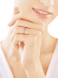 Pierścionek z białego złota z diamentami i tanzanitem - próba 585