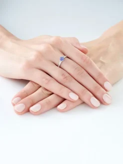 Pierścionek z białego złota z diamentami i tanzanitem - próba 585