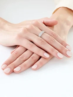 Pierścionek z białego złota z diamentami - 0,24 ct - próba 585