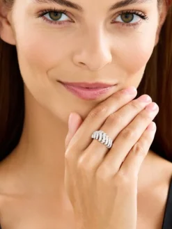 Pierścionek z białego złota z brylantami - 0,95 ct - próba 750