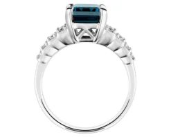 Pierścionek z białego złota z brylantami i topazem London Blue - próba 585
