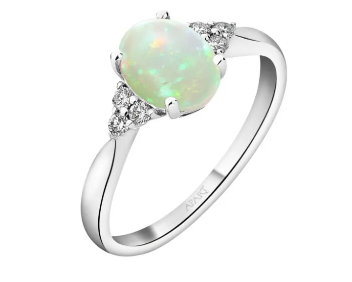Pierścionek z białego złota z brylantami i opalem - próba 585