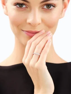 Pierścionek z białego złota z brylantami laboratoryjnymi - Eternity - 0,97 ct - próba 585