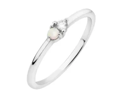 Pierścionek z opalem i cyrkonią