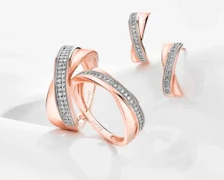 Pierścionek z różowego złota z diamentami - 0,07 ct - próba 585