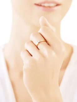 Pierścionek z żółtego i białego złota z brylantem - 0,06 ct - próba 585