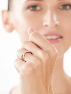 Pierścionek z żółtego i białego złota z brylantami - 0,20 ct - próba 585