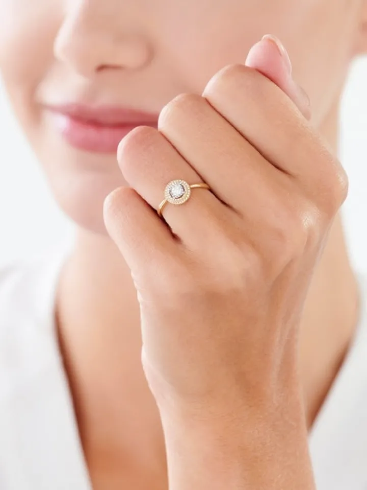 Pierścionek z żółtego i białego złota z diamentami - 0,22 ct - próba 585