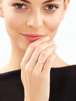 Pierścionek z żółtego i białego złota z brylantami - 0,10 ct - próba 585