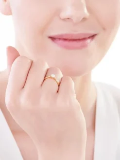 Pierścionek z żółtego złota z brylantem - 0,40 ct - próba 750