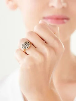 Pierścionek z żółtego złota z diamentami - rozeta - próba 585