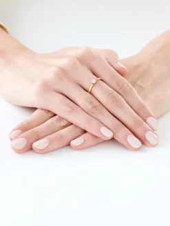 Pierścionek z żółtego złota z diamentami - 0,05 ct - próba 585