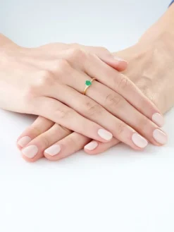 Pierścionek z żółtego złota z diamentami i topazem Sky Blue - próba 585