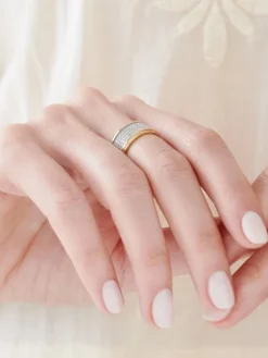 Pierścionek z żółtego złota z diamentami - 0,24 ct - próba 585