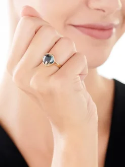 Pierścionek z żółtego złota z diamentami i topazem London Blue - próba 585