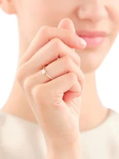 Pierścionek z żółtego złota z brylantem - 0,30 ct - próba 585