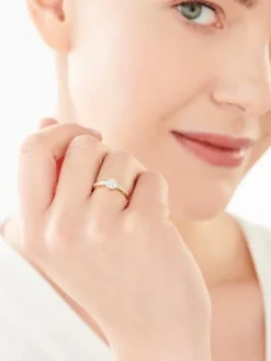 Pierścionek z żółtego złota z diamentami - 0,18 ct - próba 585