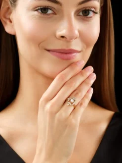 Pierścionek z żółtego złota z brylantami - 0,30 ct - próba 585