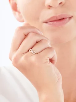 Pierścionek z żółtego złota z diamentami - nieskończoność - 0,09 ct - próba 585