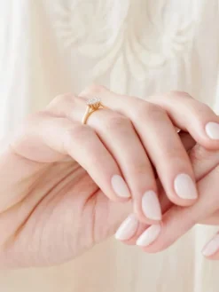 Pierścionek z żółtego złota z brylantami - 0,30 ct - próba 585