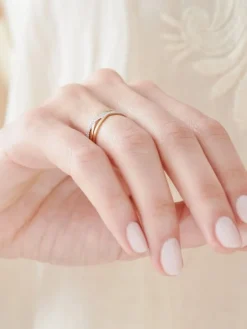 Pierścionek z żółtego złota z diamentami - 0,10 ct - próba 585