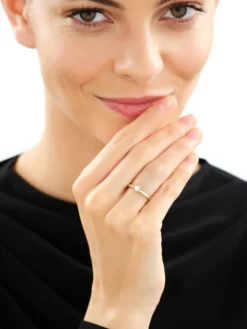 Pierścionek z żółtego złota z brylantem laboratoryjnym - 0,15 ct - próba 585