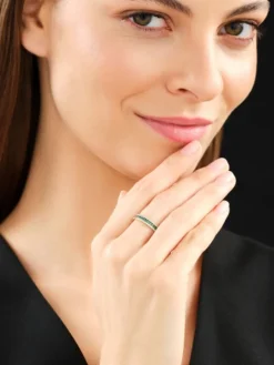 Pierścionek z żółtego złota z diamentami i szmaragdami - próba 585