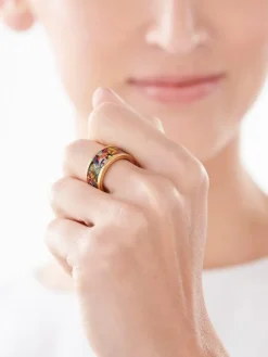 Pierścionek ze stali szlachetnej z emalią