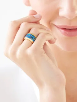 Pierścionek ze stali szlachetnej z emalią