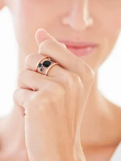 Pierścionek ze stali szlachetnej z emalią