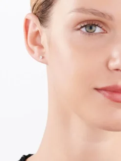 Pojedynczy kolczyk z białego złota z brylantem - 0,02 ct - próba 585