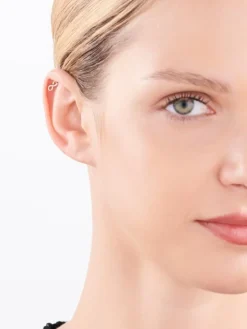 Pojedynczy kolczyk z żółtego złota z diamentem - nieskończoność - 0,003 ct - próba 375