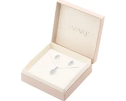 Srebrne kolczyki i zawieszka z cyrkoniami, łańcuszek - komplet