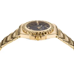 Versace Greca reaction