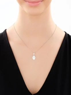 Zawieszka srebrna - medalik Matka Boska Częstochowska