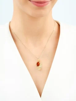 Zawieszka srebrna z bursztynem