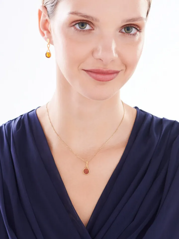 Zawieszka srebrna z bursztynem