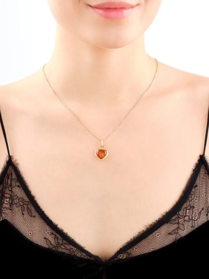 Zawieszka srebrna z bursztynem - serce