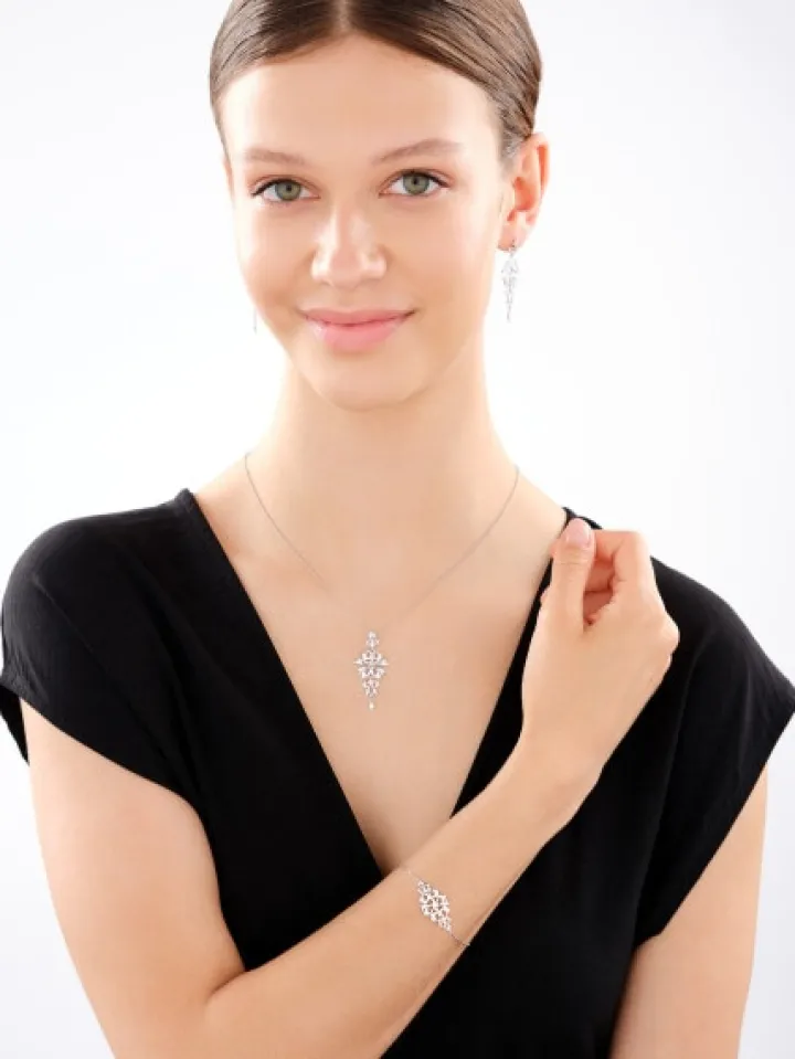 Zawieszka srebrna z cyrkoniami