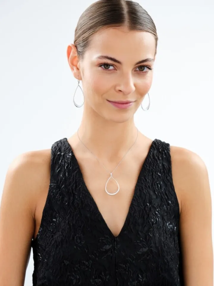 Zawieszka srebrna z cyrkoniami