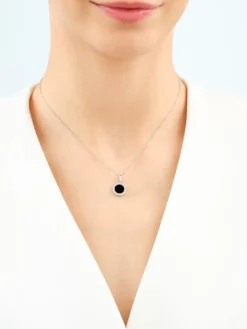 Zawieszka srebrna z cyrkoniami i czarnym turkusem syntetycznym - koło