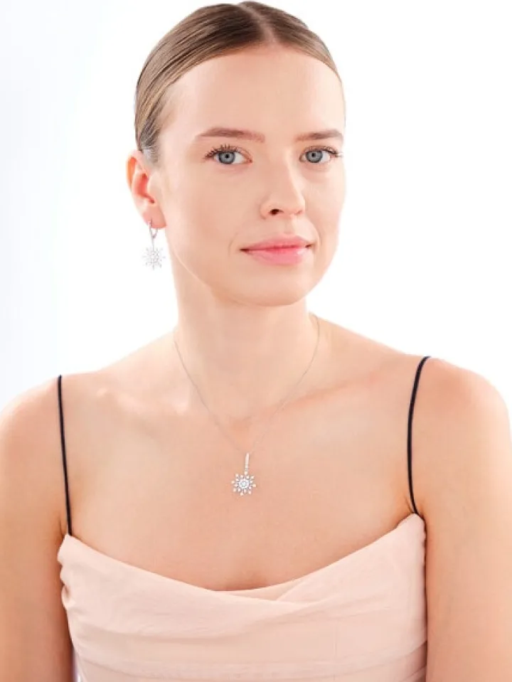 Zawieszka srebrna z cyrkoniami