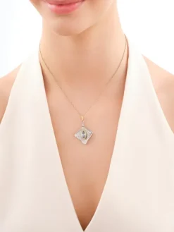 Zawieszka srebrna z cyrkonią