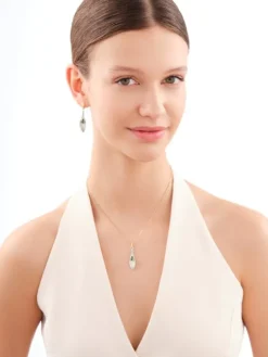 Zawieszka srebrna z cyrkonią