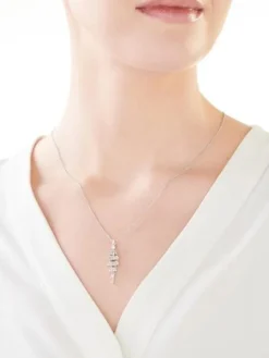 Zawieszka srebrna z cyrkoniami