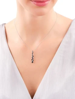 Zawieszka srebrna z cyrkoniami