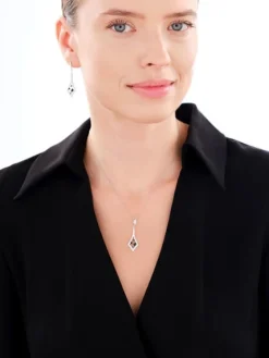 Zawieszka srebrna z cyrkoniami