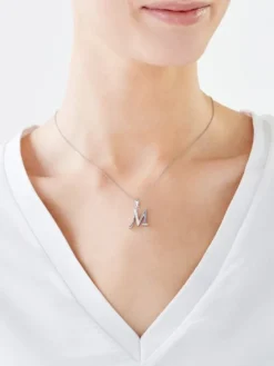 Zawieszka srebrna z cyrkoniami - litera M