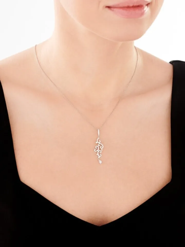 Zawieszka srebrna z cyrkoniami